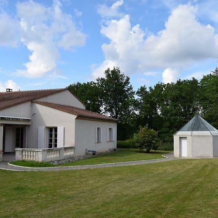 Le Cheminard Panzió Feugarolles Kültér fotó